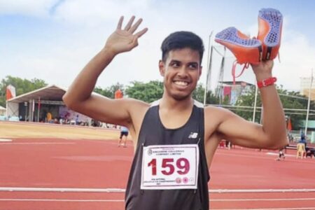 ৰাষ্ট্ৰীয় অভিলেখেৰে বিশ্ব ছিনিয়ৰ ছেম্পিয়নশ্বপলৈ যোগ্যতা অৰ্জন  অম্লানৰ