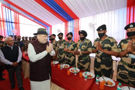 ভাৰত-বাংলাদেশ সীমান্ত পৰিদৰ্শন কৰিলে গৃহমন্ত্ৰী অমিত শ্বাহ