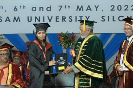 অসম বিশ্ববিদ্যালয়ৰ সদ্যঘোষিত স্নাতকোত্তৰৰ ফলাফলত নগাঁৱৰ প্ৰণামী শৰ্মাৰ সাফল্যঃ সোনৰ পদক লাভ