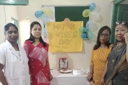 চাৰিদুৱাৰ গ্ৰামীণ চিকিৎসালয়ত নাৰ্ছ দিৱস পালন