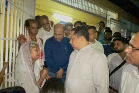 অসম চৰকাৰৰ মন্ত্ৰী জয়ন্ত মল্ল বৰুৱাই শিলচৰত বান পৰিস্থিতিৰ বুজ লয়