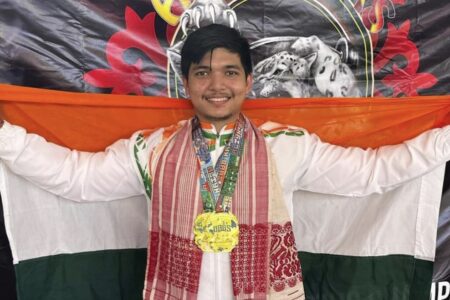 জুনিয়ৰ এছিয়ান পাৱাৰলিফটিং চেম্পিয়নশ্বিপত অসমৰ নিৰজ বৰাৰ সোণৰ পদক লাভ