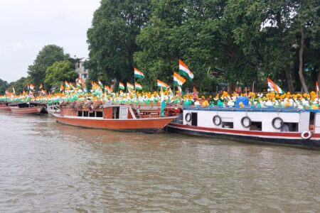 Tiranga Boat Rally in Dhubri- 75 boats marched in river Brahmaputra to mark 75 years of India’s Independence