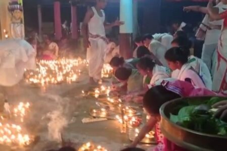 জামুগুৰিহাটৰ পাতলৰচুক গাৱত অনুষ্ঠিত হ’ল বোকাখেচা ভাওনা