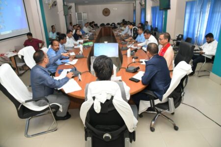 দিনজোৰা কাৰ্যসূচীৰে গোৱালপাৰা জিলা ভ্ৰমণ কৰি বিভিন্ন কাৰ্যসূচীত অংশ ল’লে মন্ত্ৰী অশোক সিংহলে