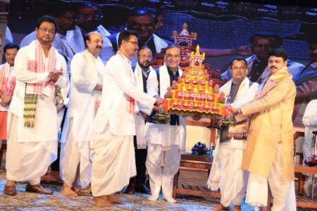 শ্ৰীমন্ত শংকৰদেৱ কলাক্ষেত্ৰত ৰূপালী জয়ন্তী বৰ্ষ উদযাপন উদ্বোধনী অনুষ্ঠানত অংশ ল’লে মুখ্যমন্ত্ৰী ড° হিমন্ত বিশ্ব শৰ্মা