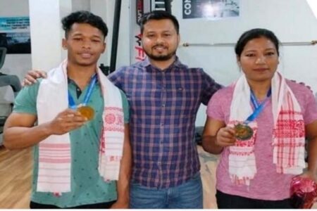সদৌ অসম ভাৰাত্তোলন প্ৰতিযোগিতাত দুটাকৈ সোণৰ পদকৰে তিতাবৰলৈ গৌৰৱ কঢ়িয়াই আনিলে অংশুৰাজ দত্ত আৰু জোনালী বড়ো গগৈয়ে