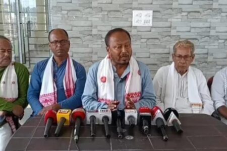 বাৰেচহৰীয়া ভাওনাৰ সম্পৰ্কত বিধায়ক পদ্ম হাজৰিকাই কি ক’লে