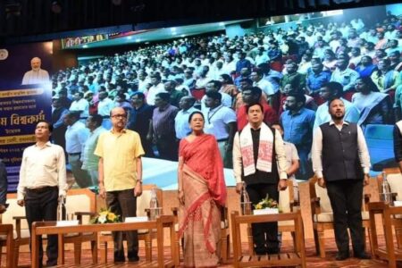 প্ৰধান মন্ত্ৰীৰ সপোন সাকাৰ কৰাৰ  বাবে কাৰিকৰ  শিল্পী সকলে নিস্হা আৰু সততাৰে কাম কৰিব লাগিব- কেন্দ্রীয় মন্ত্রী সৰ্বানন্দ সোণোৱাল
