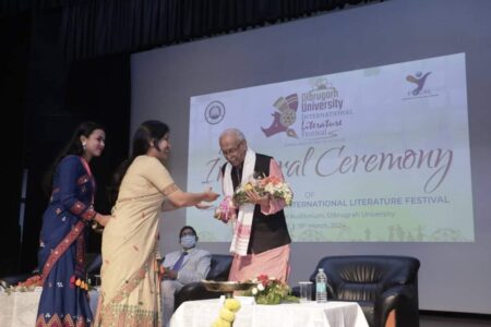 তিনি দিনীয়াকৈ ডিব্ৰুগড় বিশ্ববিদ্যালয়ত অনুষ্ঠিত হৈছে সাহিত্য মহোৎসৱ