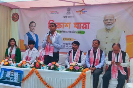 কামৰূপ মহানগৰ জিলাত ‘বিকাশ যাত্ৰা-কেবাখনো বিদ্যালয়ৰ নতুন ভৱনৰ আধাৰশিলা স্থাপন মন্ত্ৰী অতুল বৰাৰ