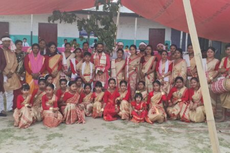 নগাঁৱৰ ভিজন একাডেমী চিনিয়ৰ ছেকেণ্ডাৰী বিদ্যালয়ত “ব’হাগৰ এদিন” শীর্ষক উৎসৱ