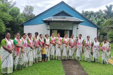 মেঘালয়ৰ নংপোৰ মাৰাংগাৰত শঙ্কৰদেৱ নামঘৰত এমহীয়া পৱিত্ৰ ভাদ মাহৰ নামৰ সামৰণি  -নামঘৰৰ উন্নয়নত সহযোগিতা আগবঢ়োৱাৰ বাবে অসমৰ মুখ্যমন্ত্ৰীক প্ৰশংসা
