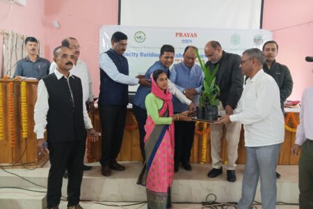 কৃষকক সৱলীকৰণৰ লক্ষ্যৰে কাঁহিকুছিৰ কৃষি বিজ্ঞান কেন্দ্ৰত  কৰ্মশালা সম্পন্ন